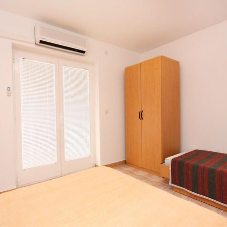 Apartments With A Parking Space Jezera, Murter - 5107 الغرفة الصورة