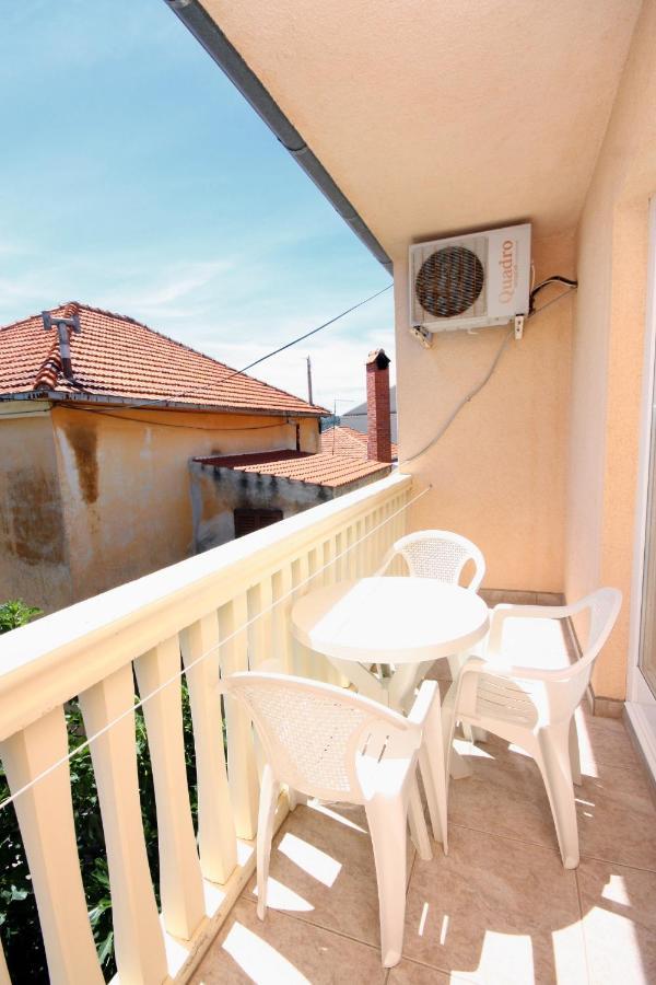 Apartments With A Parking Space Jezera, Murter - 5107 المظهر الخارجي الصورة
