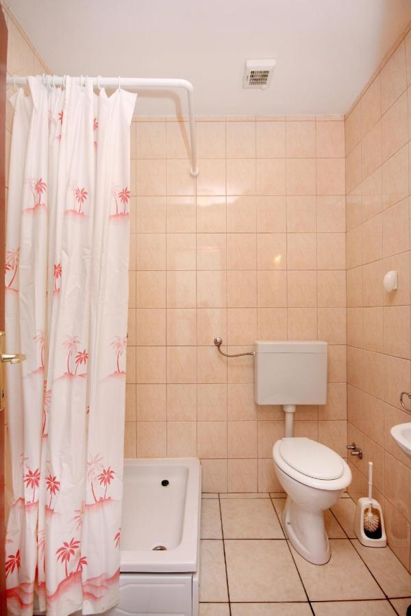 Apartments With A Parking Space Jezera, Murter - 5107 المظهر الخارجي الصورة