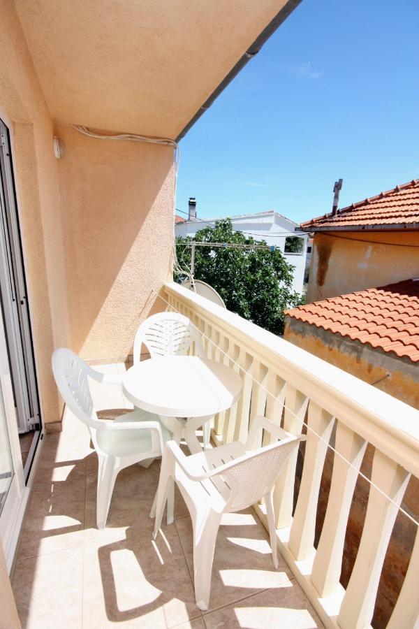 Apartments With A Parking Space Jezera, Murter - 5107 المظهر الخارجي الصورة
