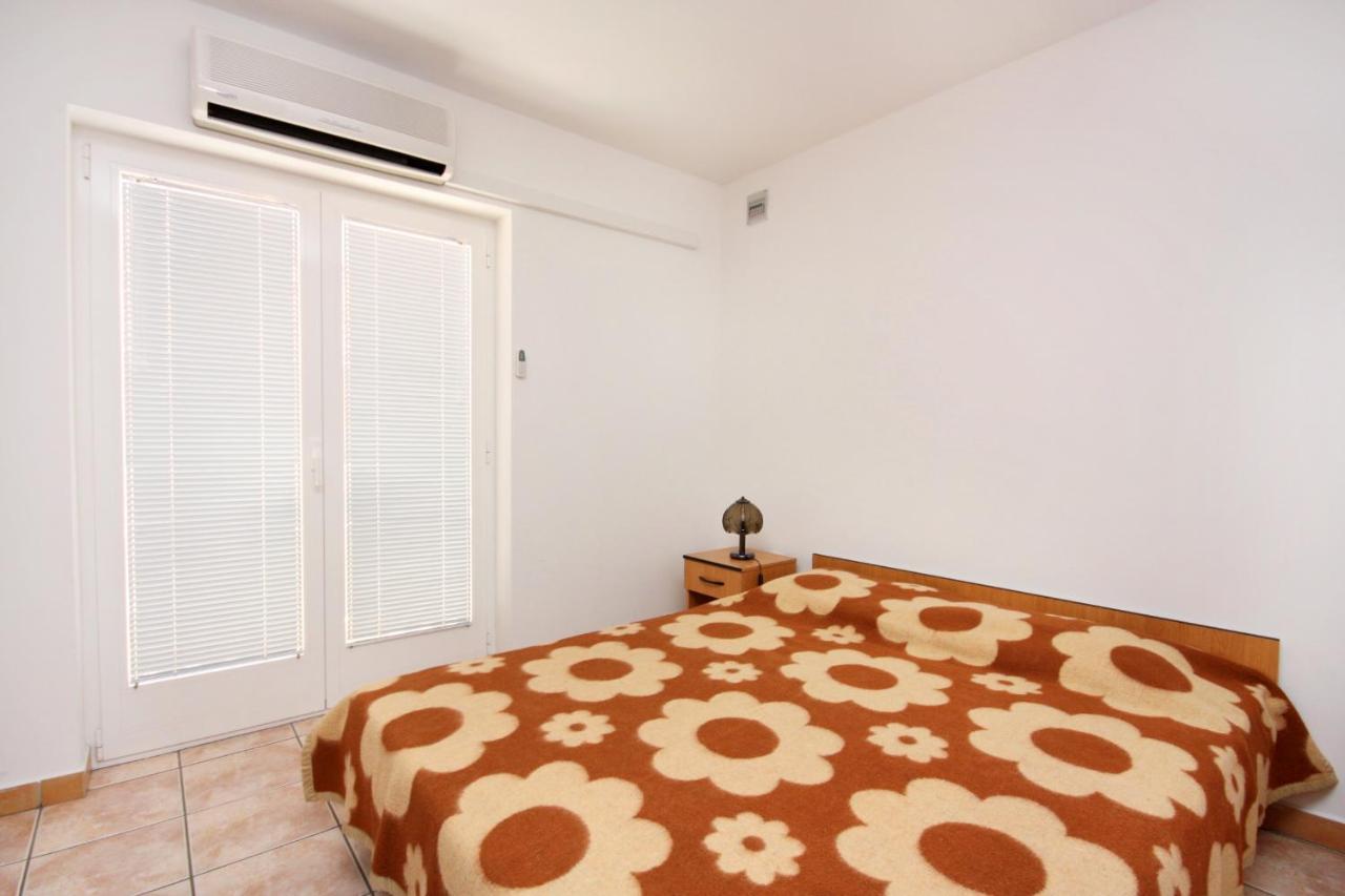 Apartments With A Parking Space Jezera, Murter - 5107 المظهر الخارجي الصورة