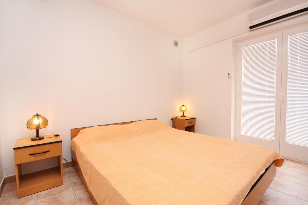 Apartments With A Parking Space Jezera, Murter - 5107 المظهر الخارجي الصورة