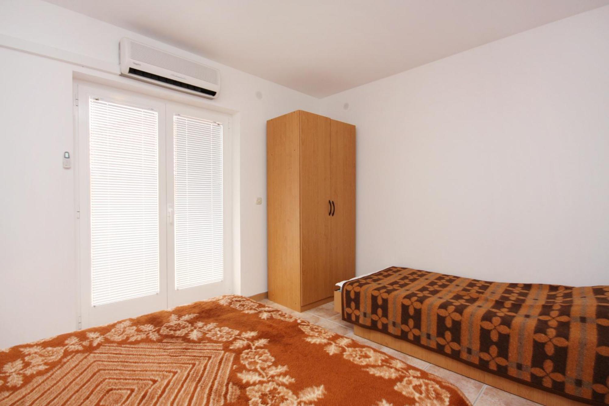 Apartments With A Parking Space Jezera, Murter - 5107 الغرفة الصورة